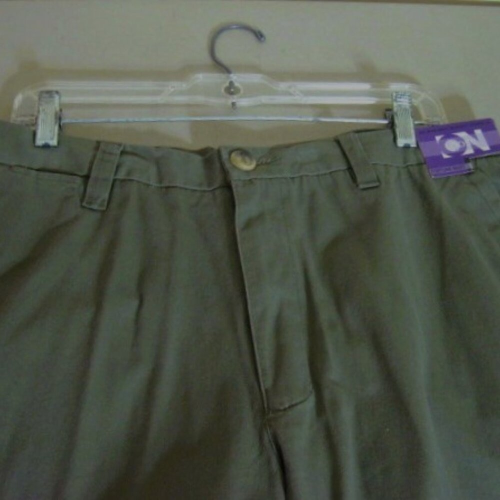 FORTUNE MART~Mens Pants  Size~36 X 29~Olive~Relaxed~Loose Fit~Khakis Pants~NEWs
